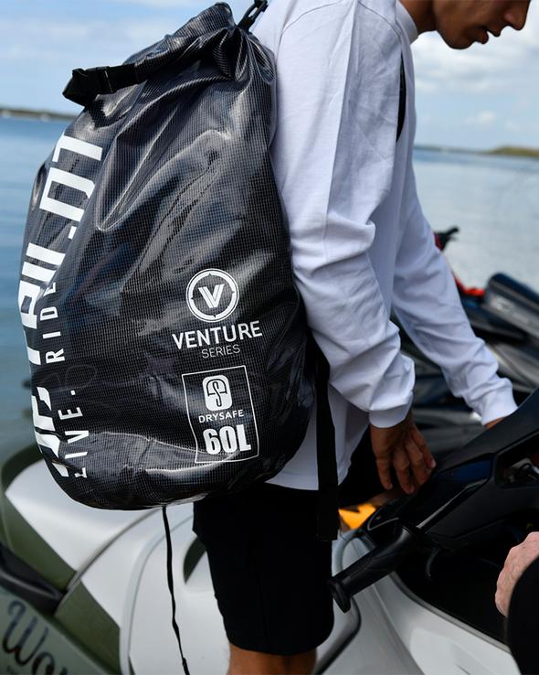 תיק ליט שחור - 60 VENTURE 60L DrySafe Backpack 4