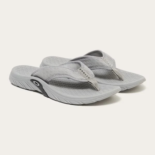 ציוד רכיבה אוקלי אפור - Oakley Operative Flip Flop