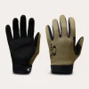 כפפות רכיבה לאופניים Oakley Seeker MTB Glove ירוק זית מק"ט FOS901472-7CE - מבט גב היד