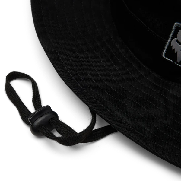 כובע שמש רחב FOX Base Over Sun Hat שחור מק"ט 39408-001 - תקריב - פרט מתכת