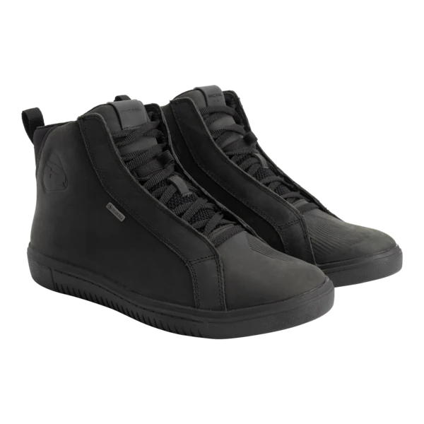 נעלי רכיבה RICHA Logan GTX Shoe שחורות מק"ט 1104100020-100F - מבט קדמי